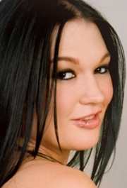 Alayna Dior